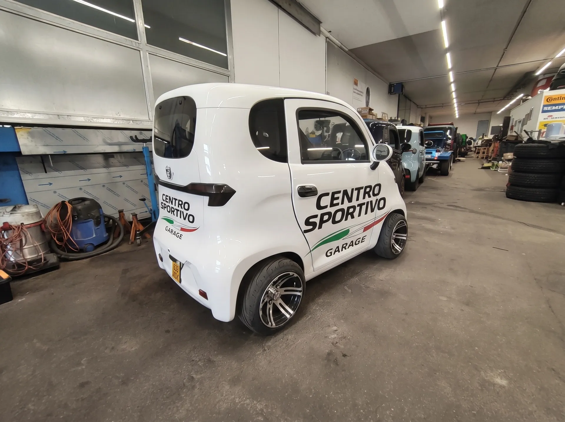 Fahrzeugbeschriftung & Flottendesign für Centro Sportivo Garage Muttenz – Bild 3
